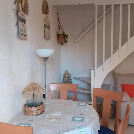 Location d'un pavillon de vacances Marseillan  Extérieur photo