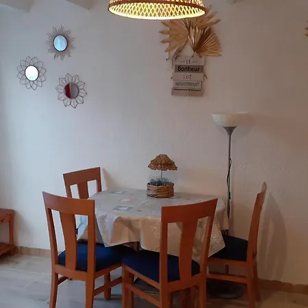 Location d'un pavillon de vacances Marseillan  Extérieur photo